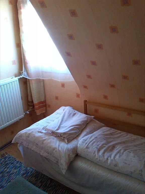 Hotel Alpesi Vendeghaz Orosháza Pokój zdjęcie